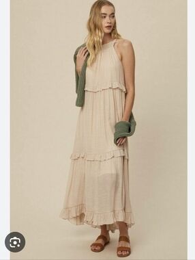 Listicle Champagne Textured Woven Halter Neck Ruffle Pocket Maxi Dress Size  S